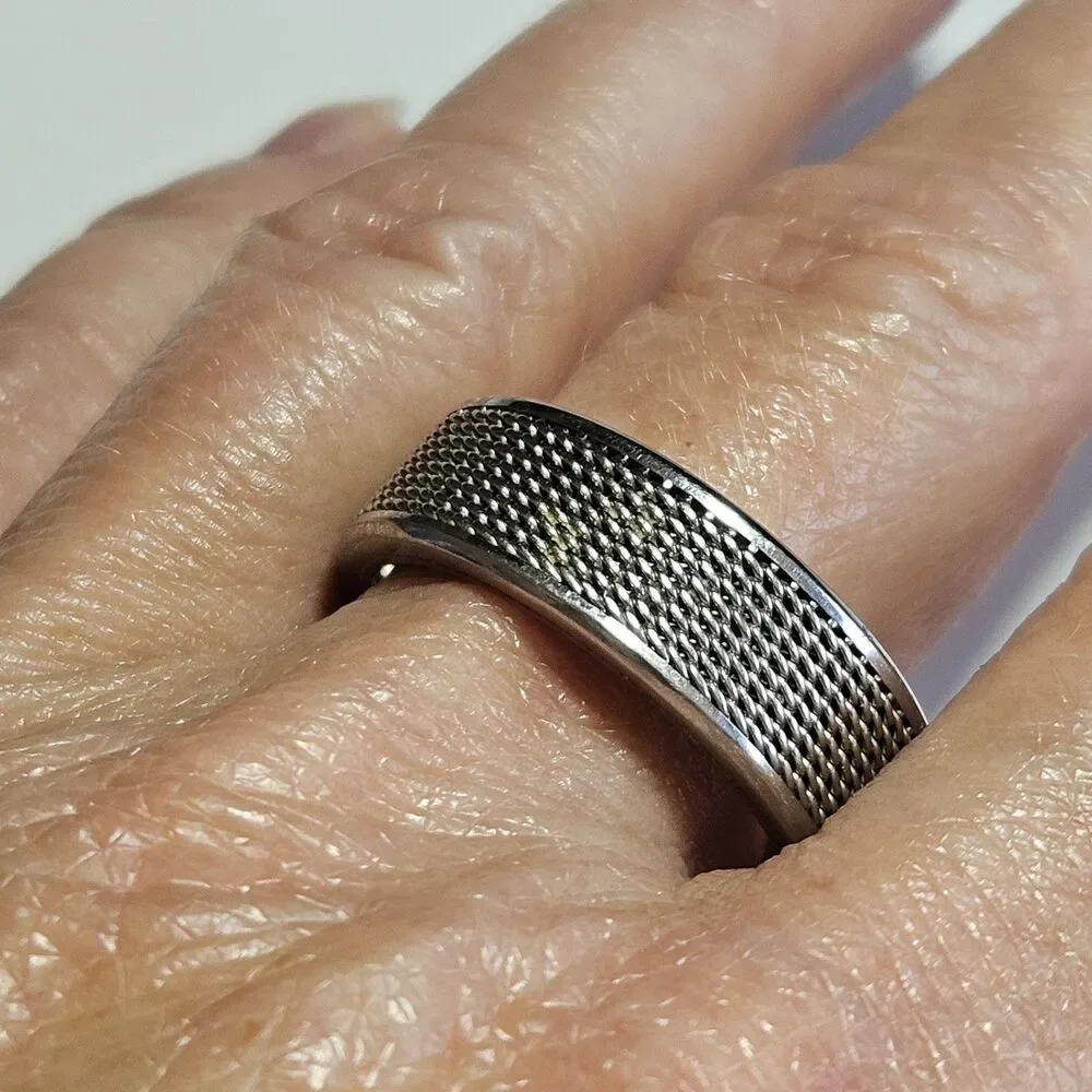 *Sale* Mesh Textured Comfort Fit Stainless Steel Wedding Band Ring Size 11 - Picture 1 of 13
